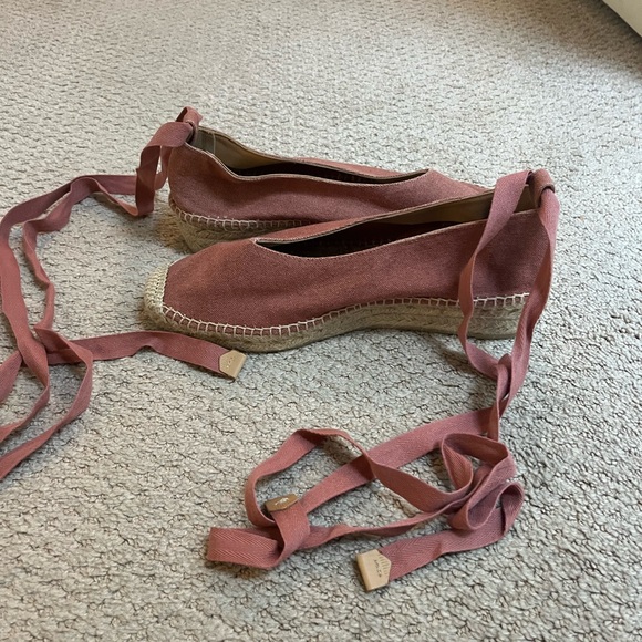 Castañer Shoes - Castañer Pink Espadrille Flats